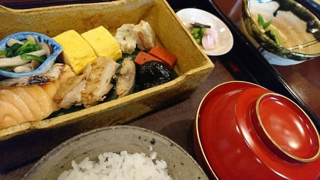 みちくさ料理 尾花 - サブ画像1