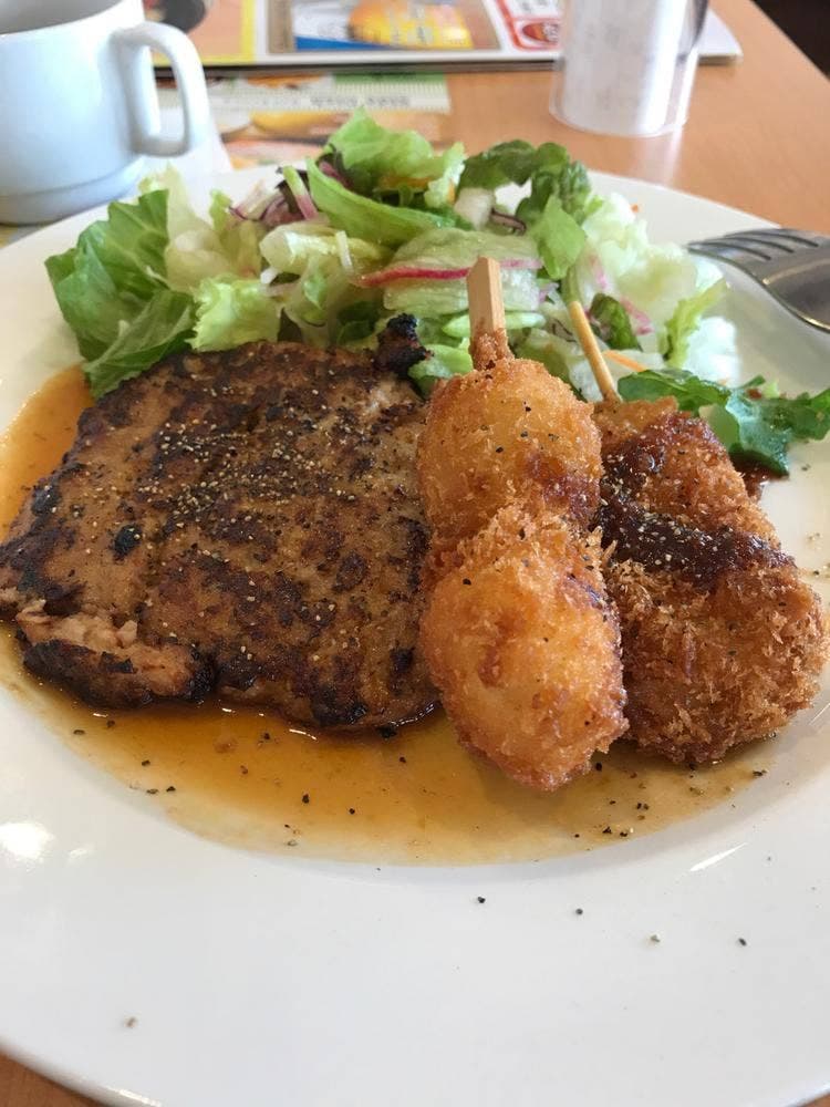 ガスト 足立大谷田店