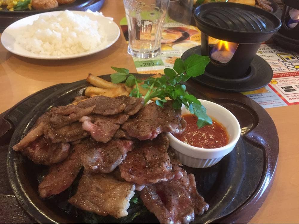 ガスト 岐阜芥見店