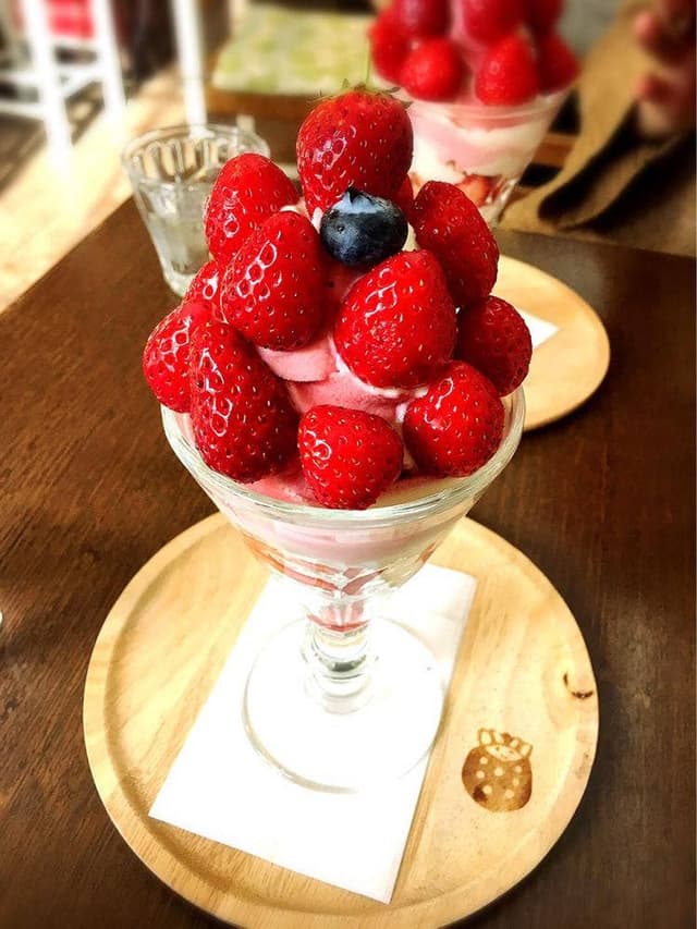 てんとう虫 パフェカフェ - サブ画像3