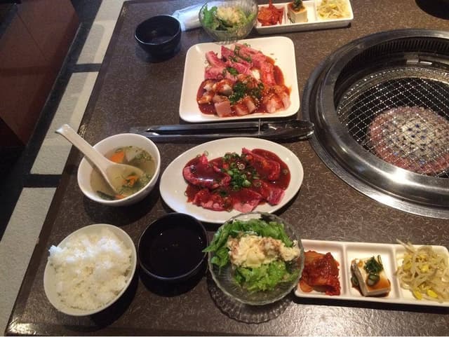 和牛焼肉 まるなか 京都男山店 - サブ画像3