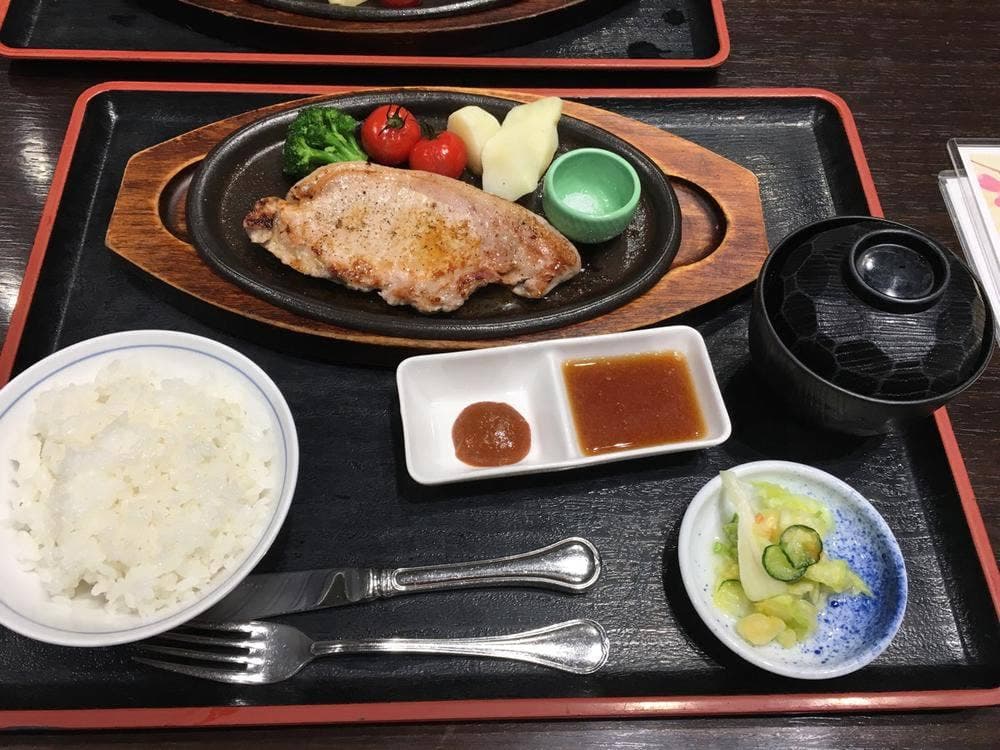 お食事処 はくちょう いい湯らてい