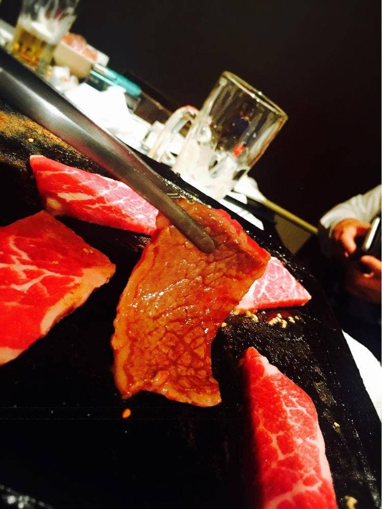 焼肉 戸灯路