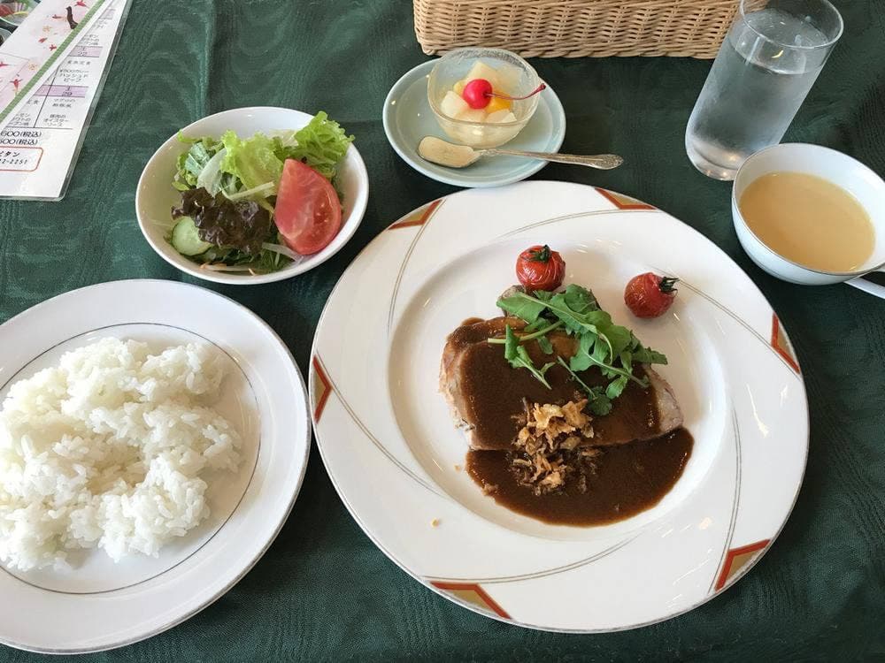 レストラン カピタン ホテルセントヒル長崎