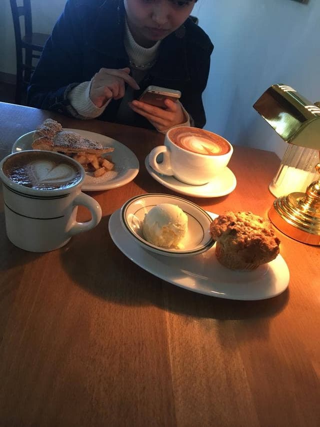 Y's Muffin Coffeehouse - サブ画像1