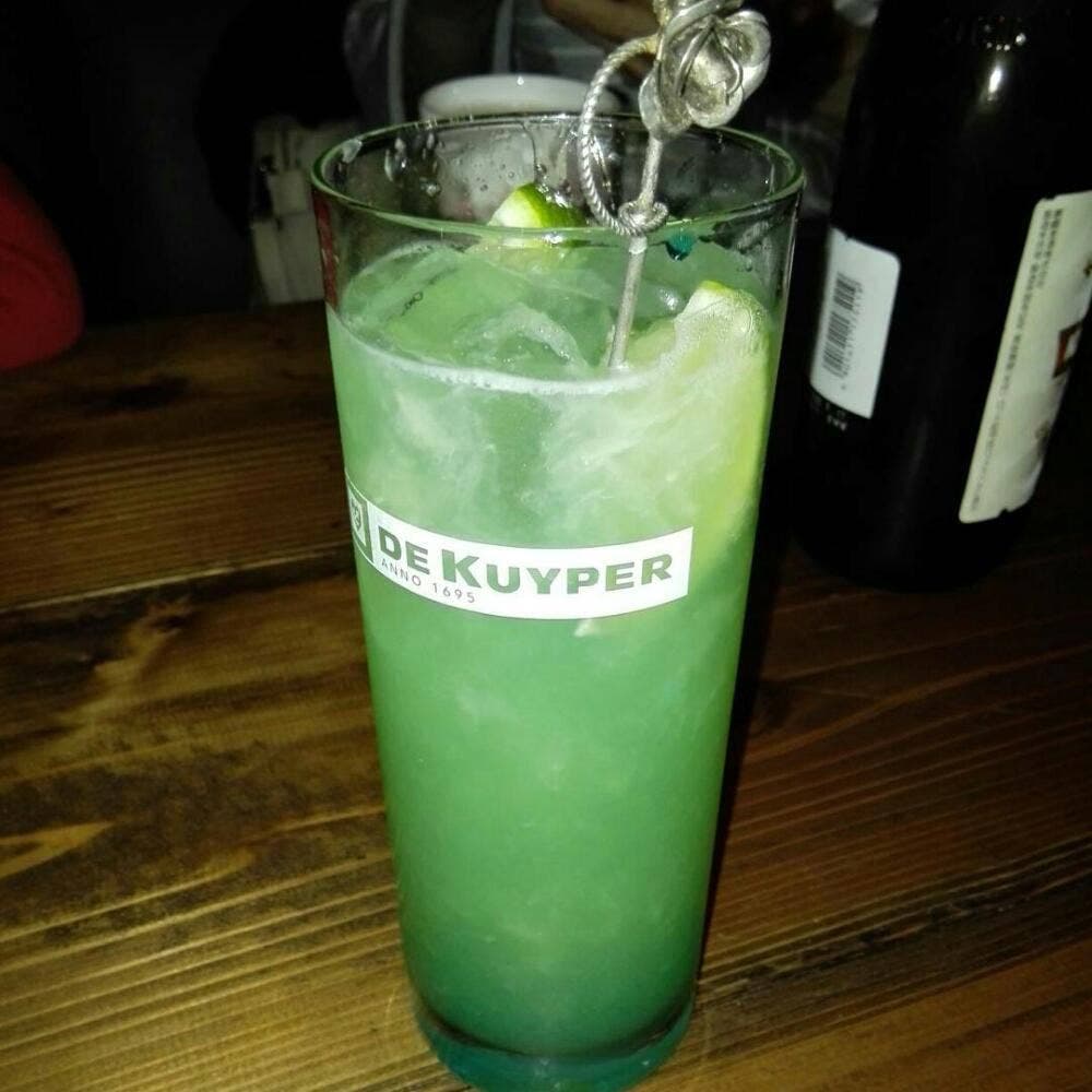 Bar Sally サリー奈良