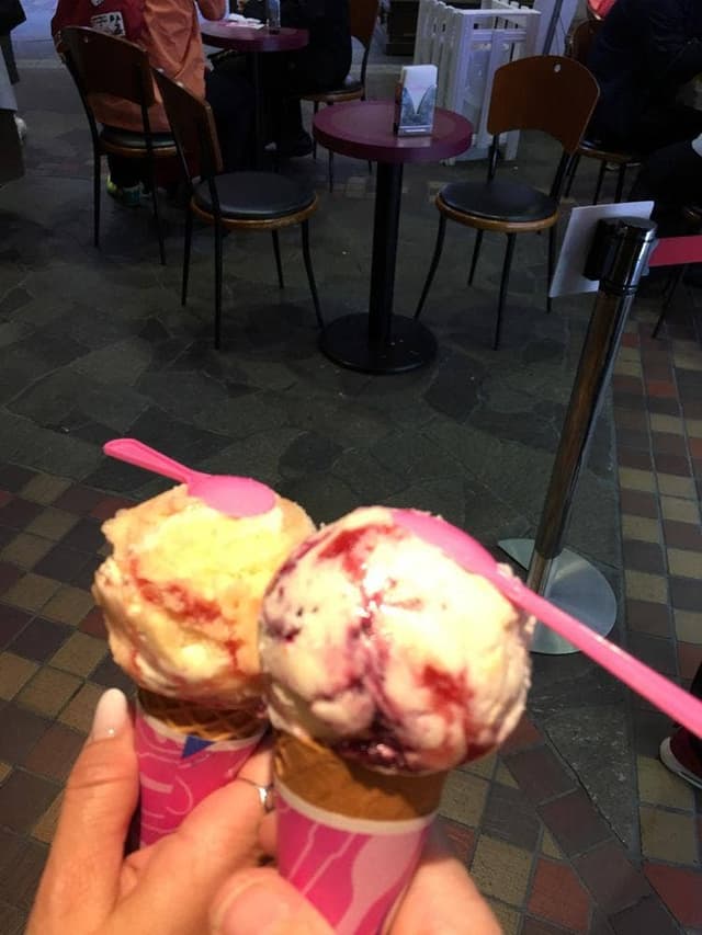 サーティワンアイスクリーム 三宮下山手通店 - サブ画像2