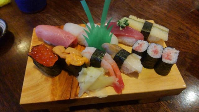 年間民宿 黒勢鮨 - サブ画像2