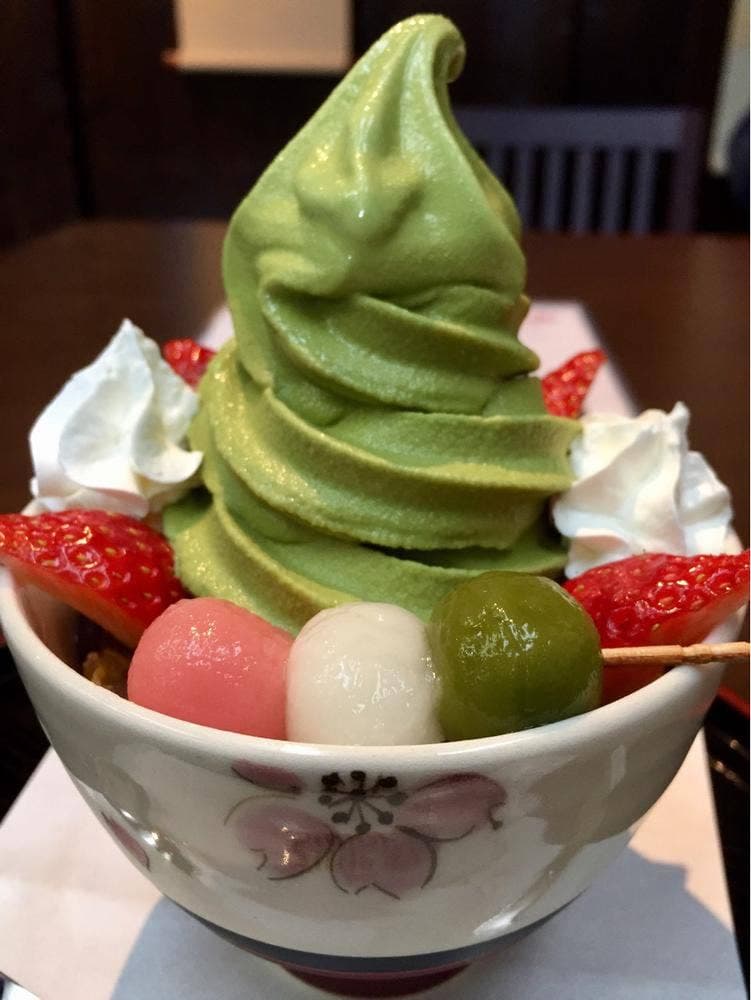 茶良庵 志鎌園八日町本店