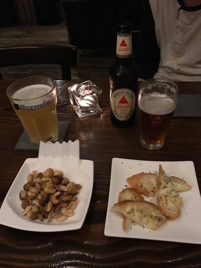 Bar＆Dining Bee - サブ画像1