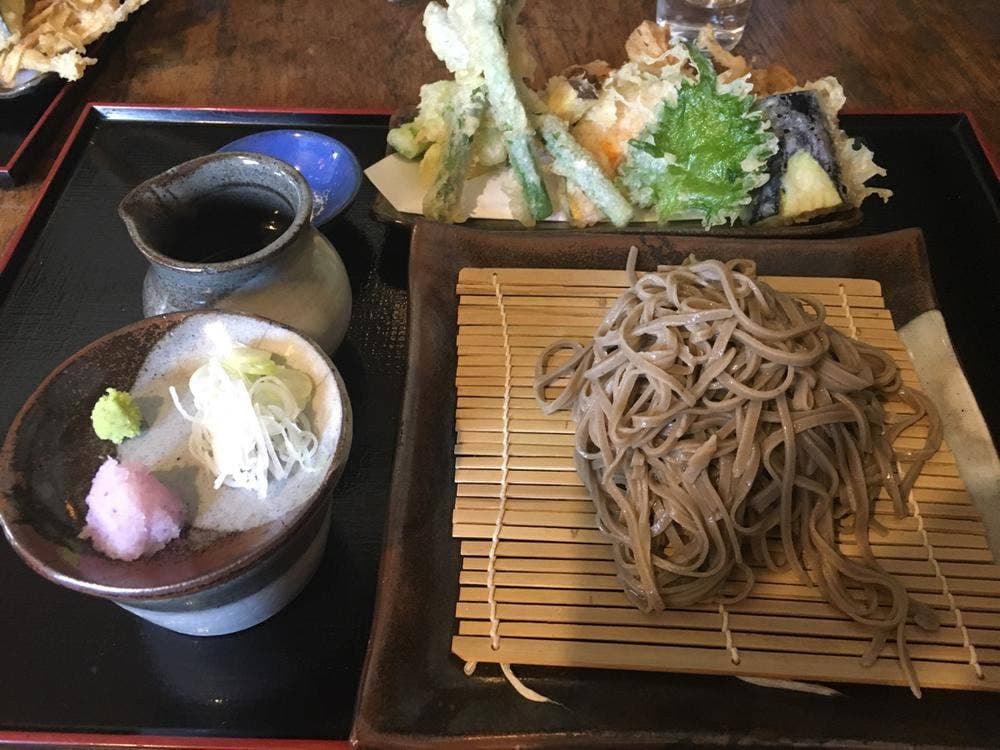 紀山