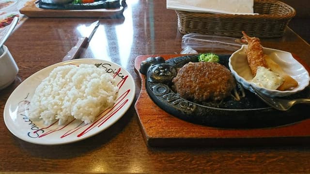 トマト&オニオン 大洲店 - サブ画像1