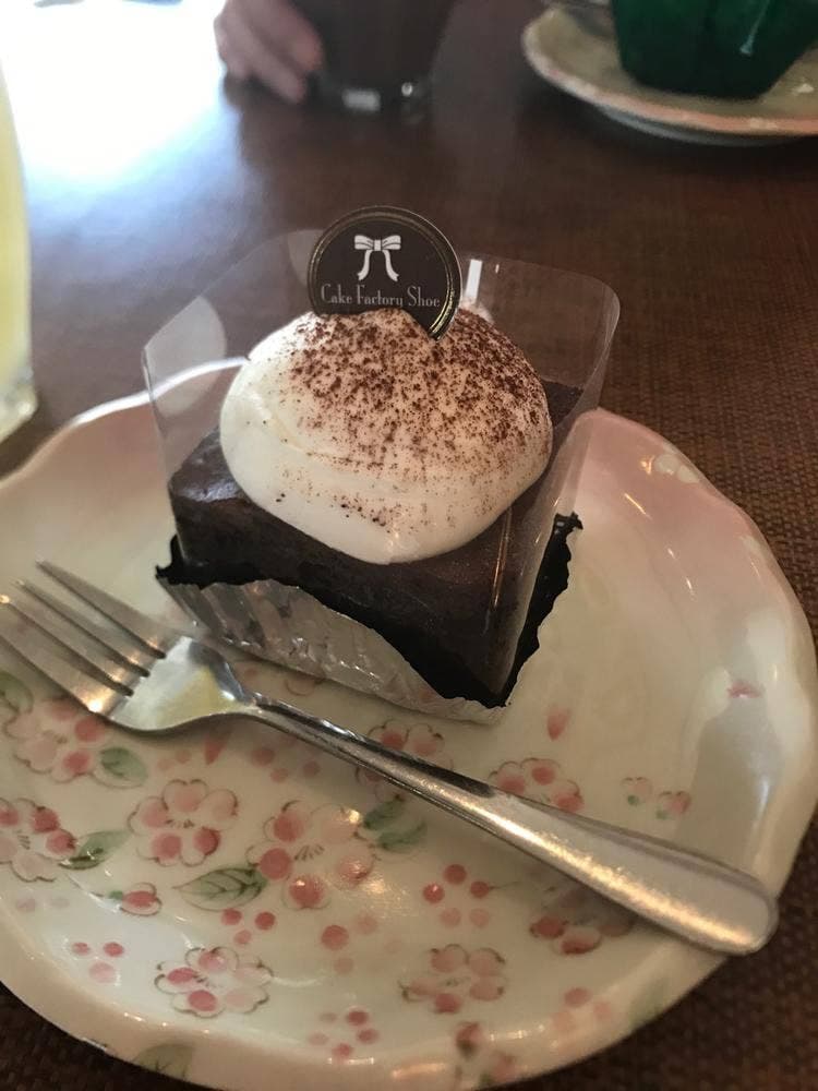 ケーキファクトリー シュー 大手町店