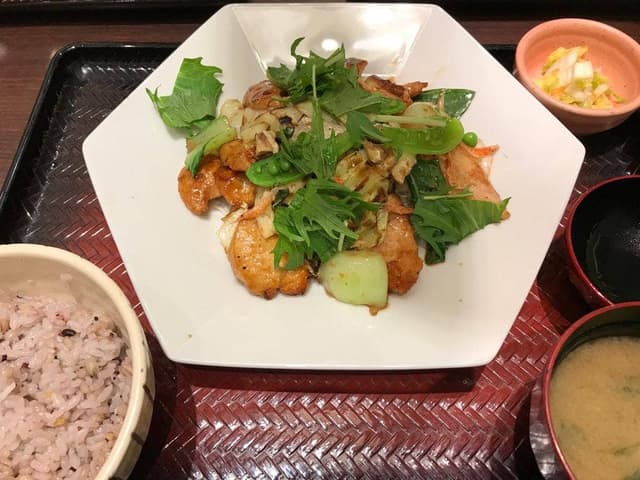 大戸屋ごはん処 イオンモール苫小牧店 - サブ画像1