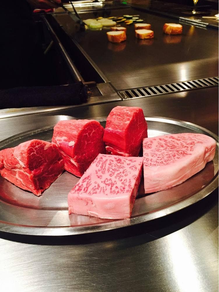 カジュアル鉄板焼ステーキ DABU DABU