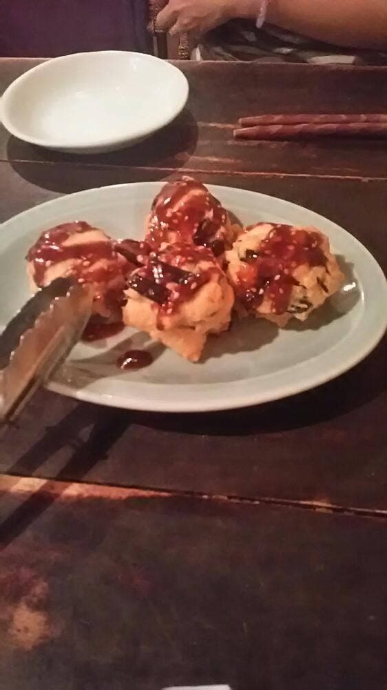 ASIAN CAFE DINING TRUCHA