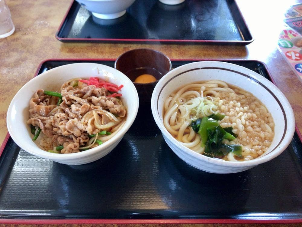 山田うどん 深谷店