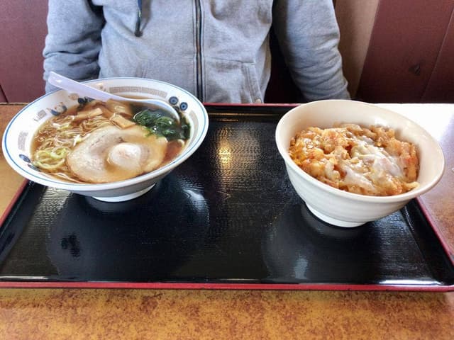 山田うどん 深谷店 - サブ画像1