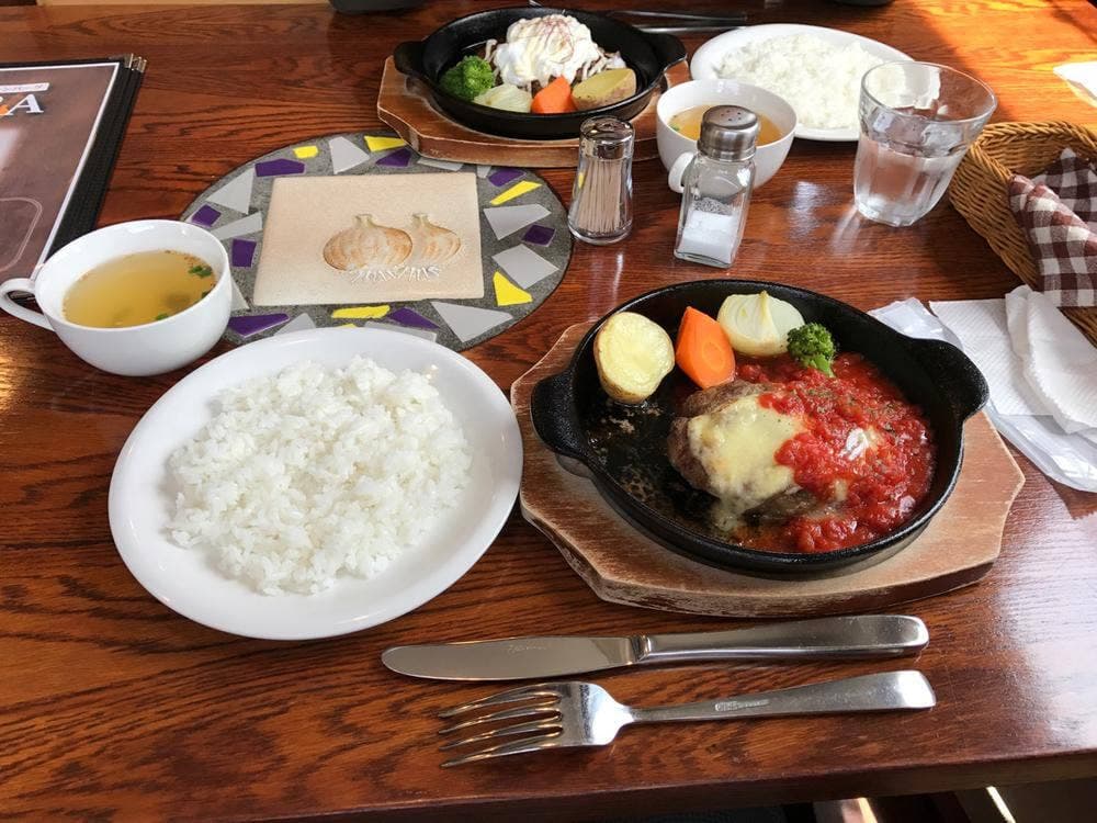 手づくりハンバーグ SORA