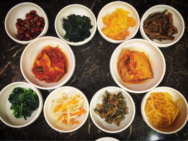 炭火焼肉オムテソン - サブ画像1