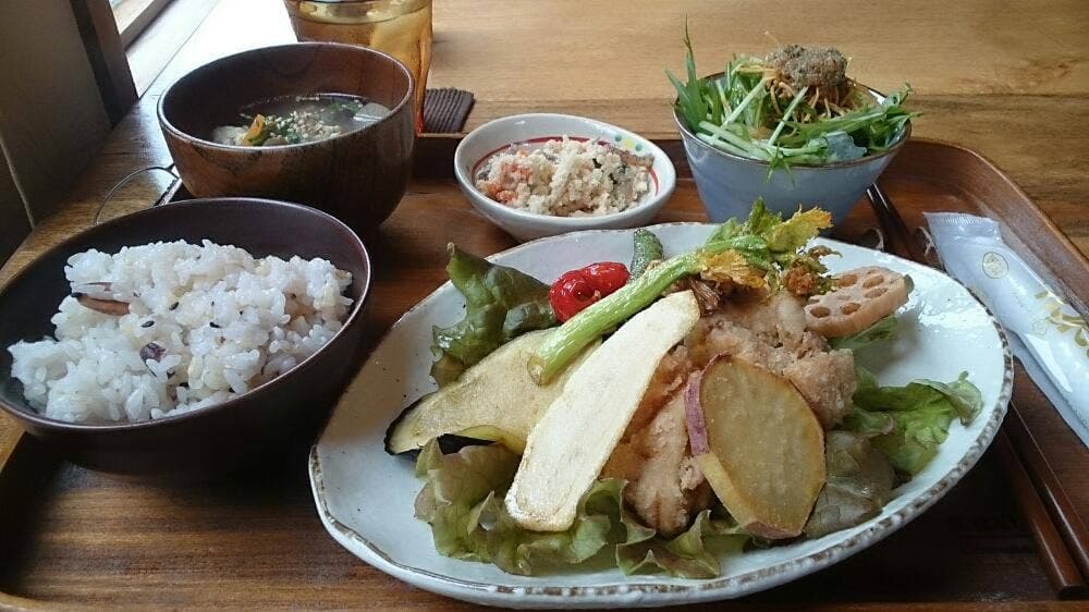 ROOM+CAFE