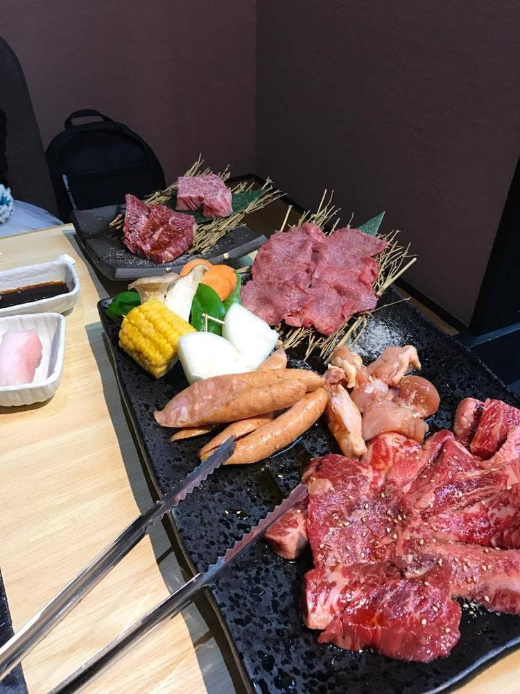 炭火焼肉 大和屋