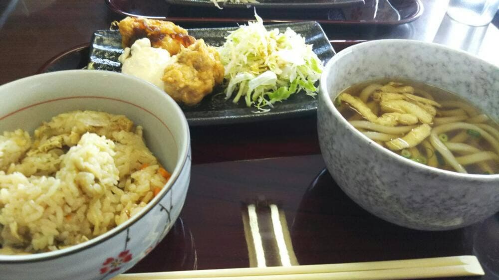 やまのくち食堂