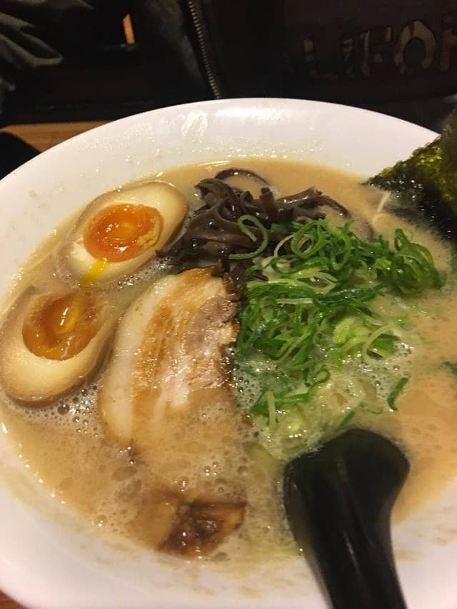 博多らーめん一休 - サブ画像3