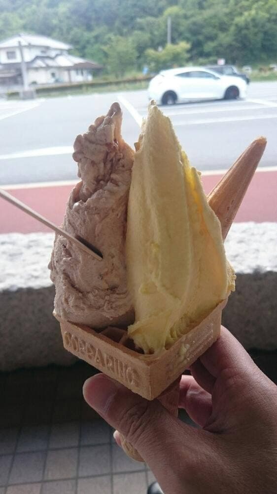 徳山牧場 アイス工房 - サブ画像3