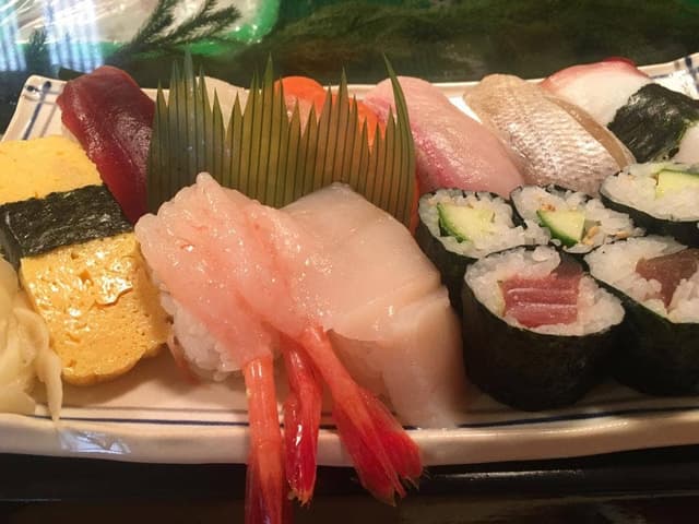 魚がし寿司 - サブ画像3