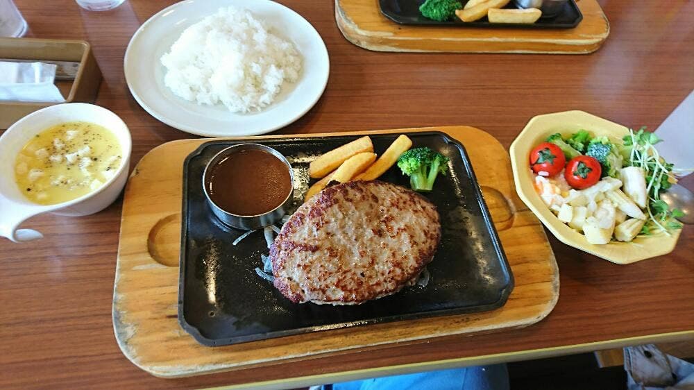 ヴィクトリアステーション 名寄店