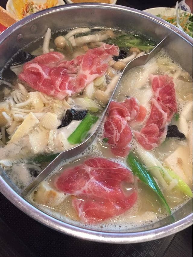 しゃぶ葉 川越神明店 - サブ画像1