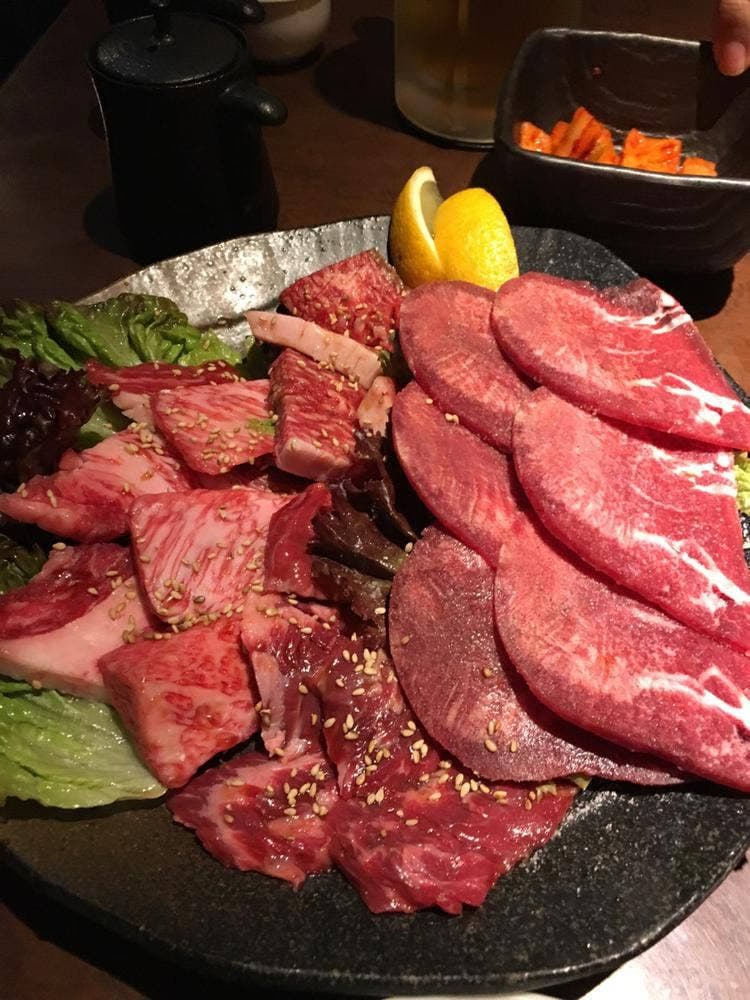 炭火焼肉 牛極 雅樂