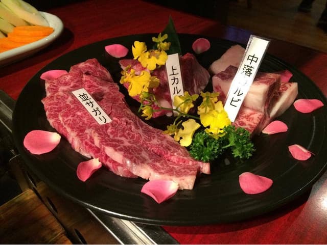 黒毛和牛雌牛専門店 炭火焼 正福 - サブ画像1
