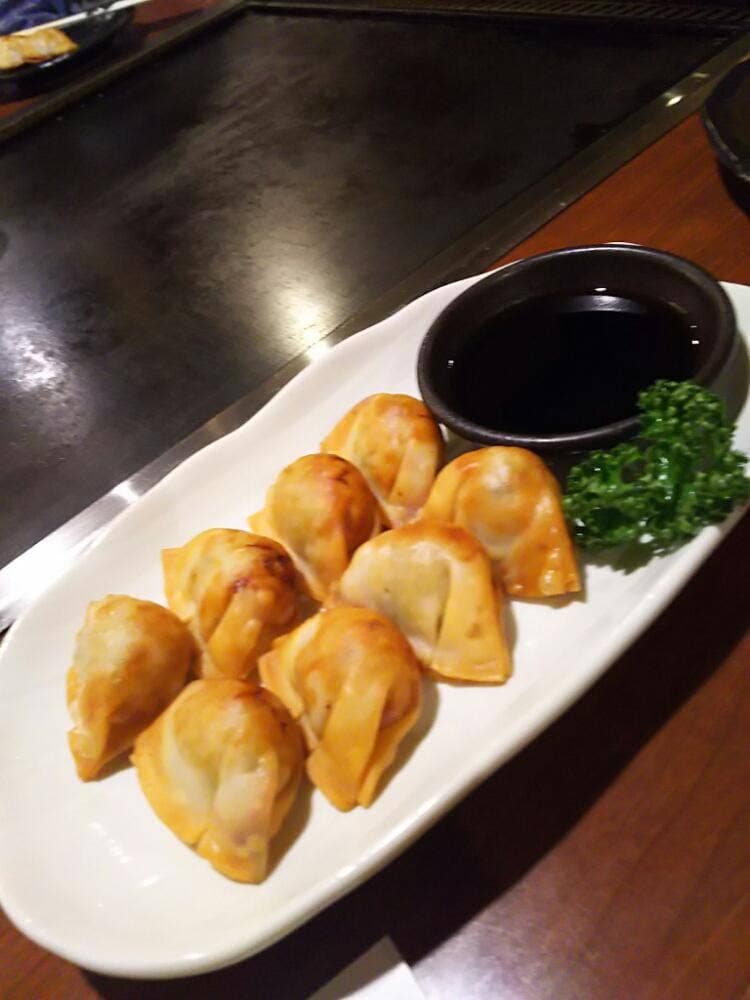 鉄板居酒屋 やまや