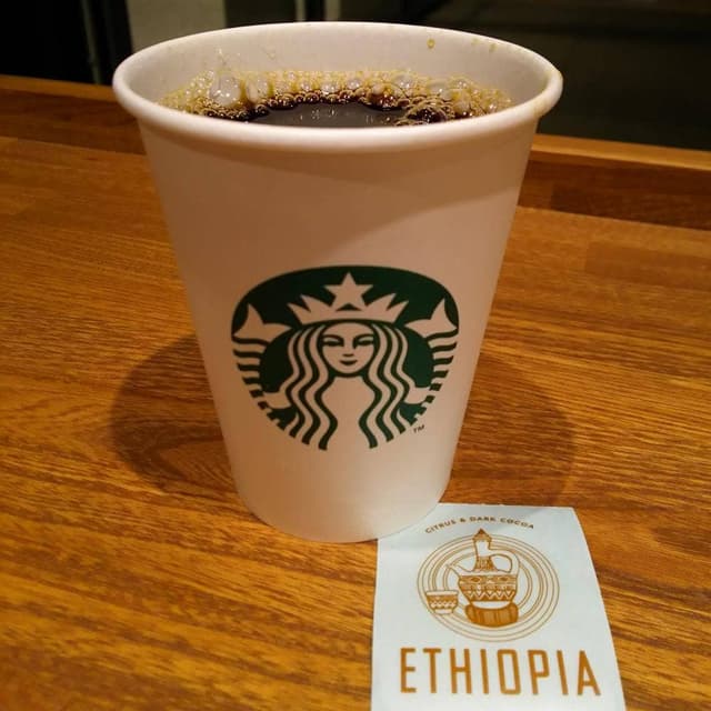 スターバックス コーヒー 飯田橋サクラテラス2階店 - サブ画像3