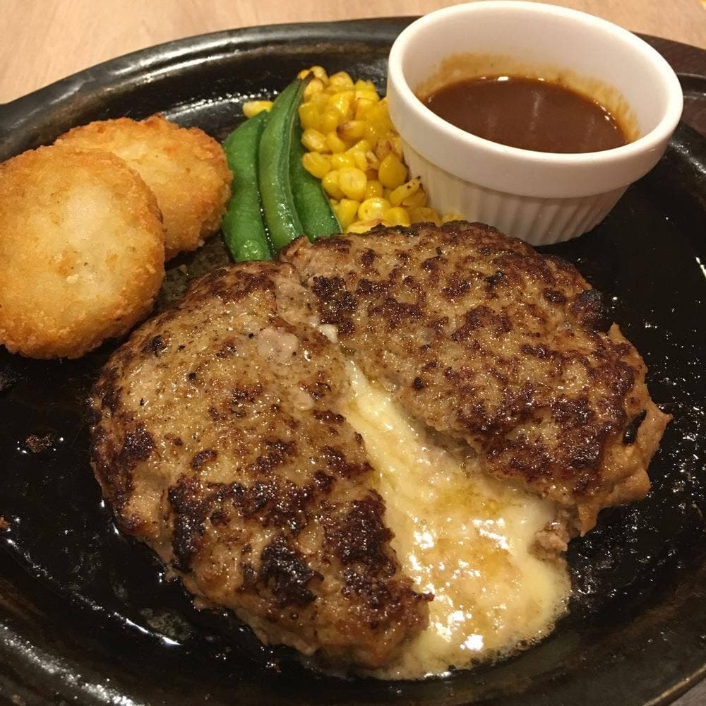 ガスト 八王子旭町店