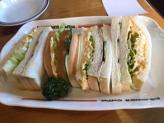 コメダ珈琲店 瀬戸山口店 - サブ画像2