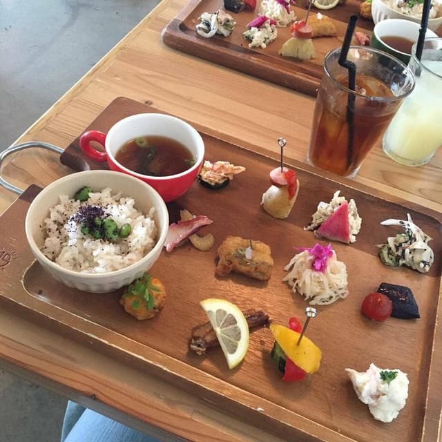 Cafe Mamae & 夜Cafe Izakaya MAMAE - サブ画像1