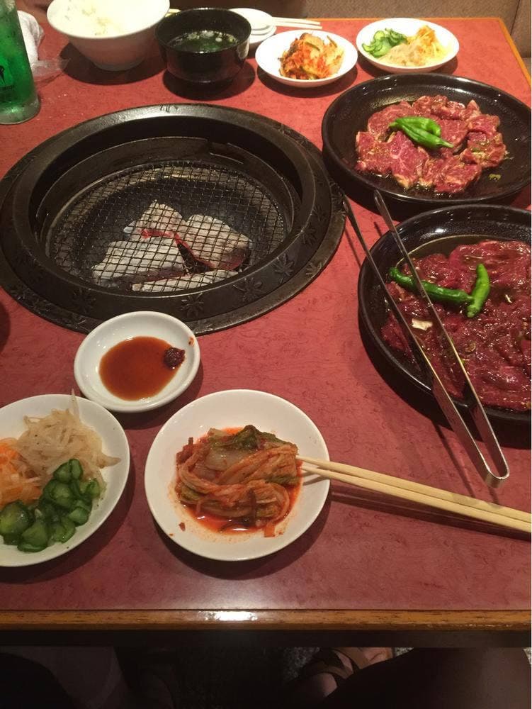 もくもく亭炭火焼肉