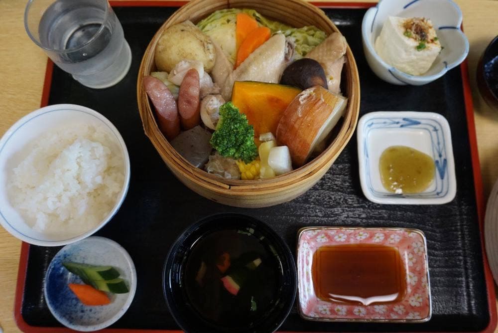 ゆけむり茶屋 お食事処