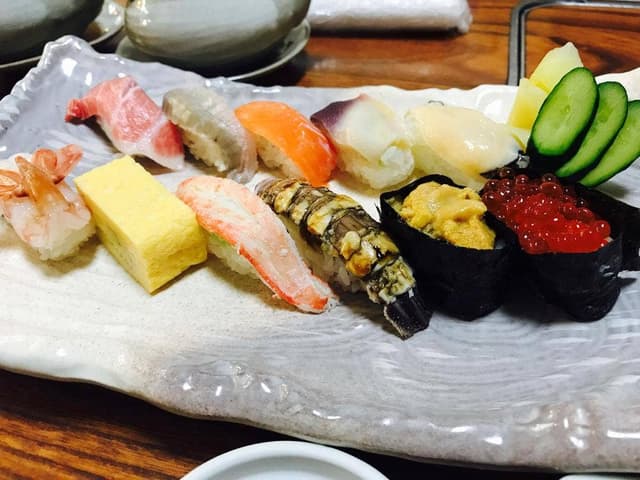 やま六鮨 - サブ画像3