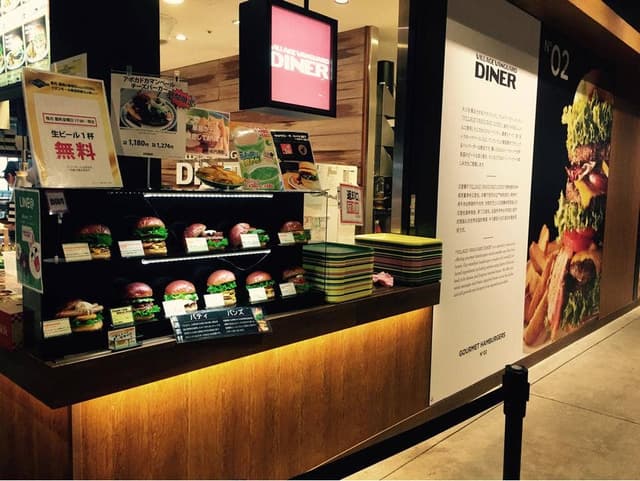 VILLAGE VANGUARD DINER イオンモール幕張新都心 - サブ画像3