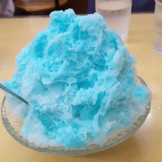 蜂楽饅頭 熊本上通店 - サブ画像2