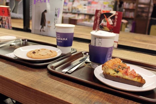 スターバックス コーヒー 草叢BOOKS 新守山店 - サブ画像2