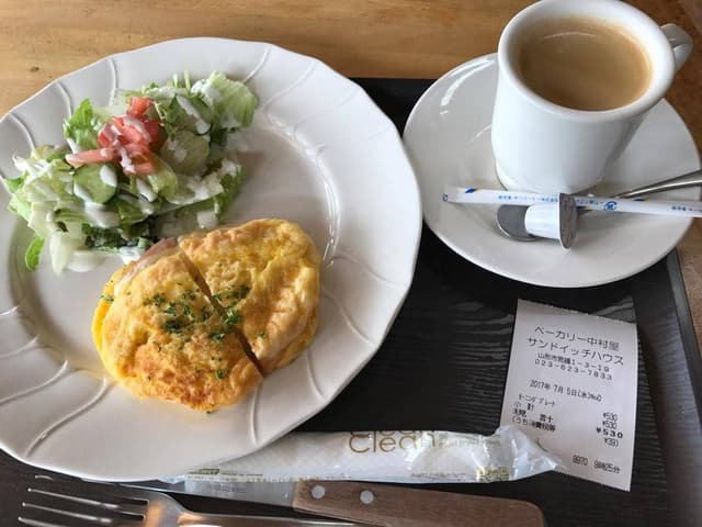 サンドイッチハウス中村屋寿町店二階 - サブ画像1