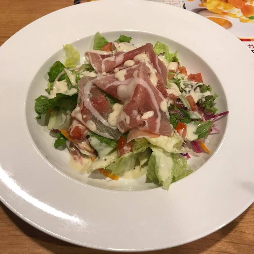 ガスト イオン半田店