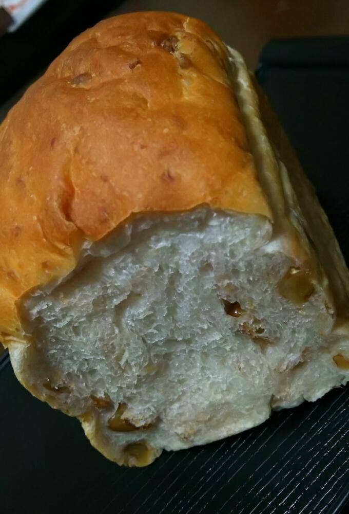 クリスベーカリー