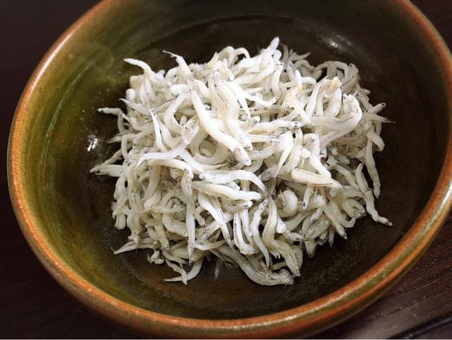 しらす製造直売店 中嶋丸 - サブ画像1