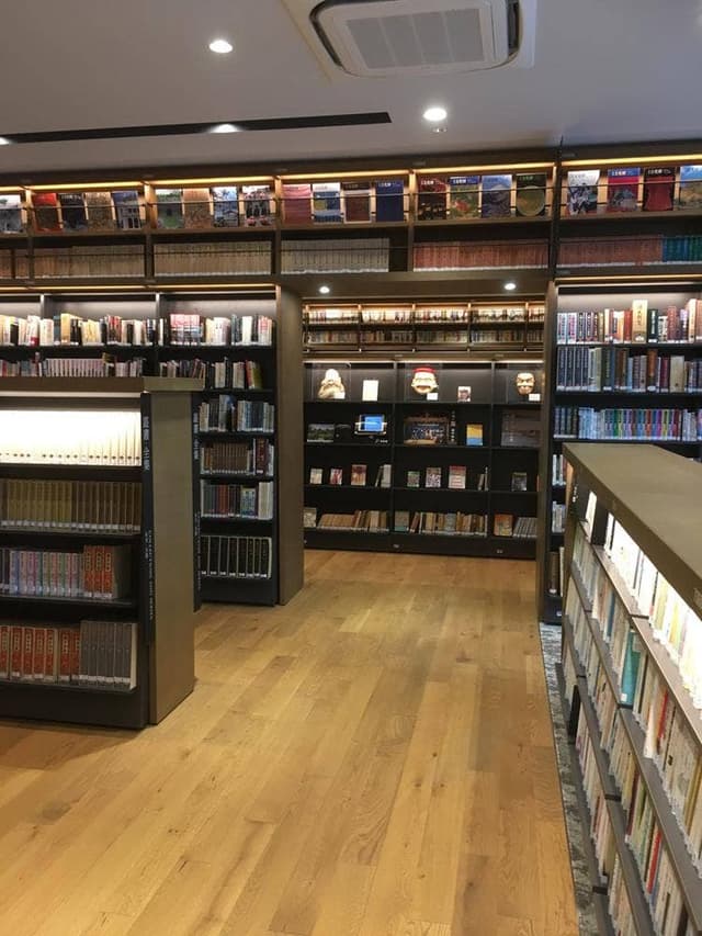 スターバックス コーヒー 蔦屋書店 高梁市図書館店 - サブ画像3